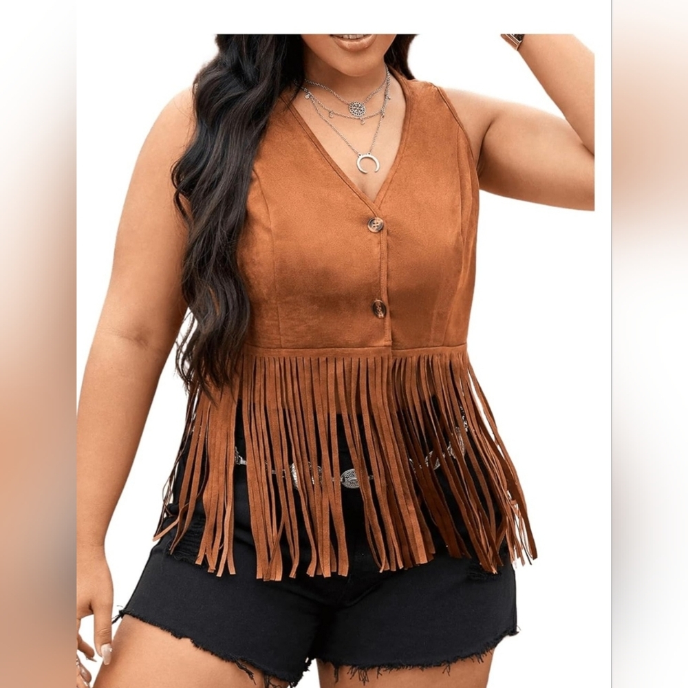 AMAZON  Womens Plus Size     Brown Suede Fringe Vest
